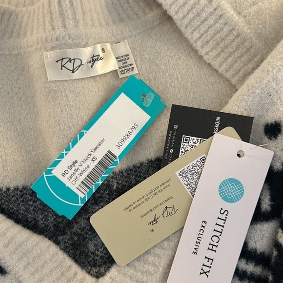 RD Style Black & Cream Tribal Oversized V-Neck Long Sleeve Knit Sweater Size XS - Picture 6 of 8